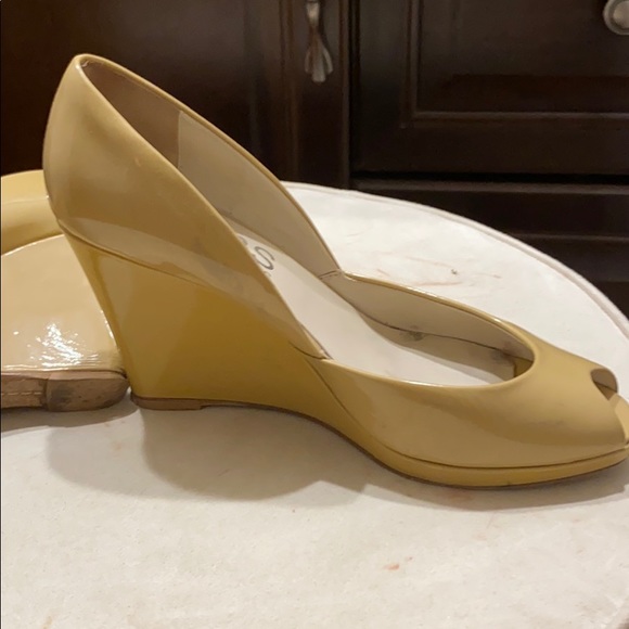 Michael Kors Patent Leather wedges - Picture 3 of 4